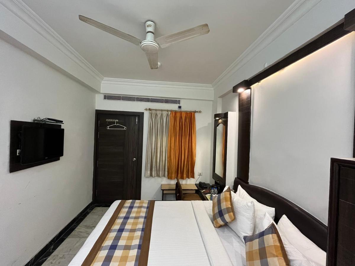 Hotel Moti Palace Agra  Zewnętrze zdjęcie