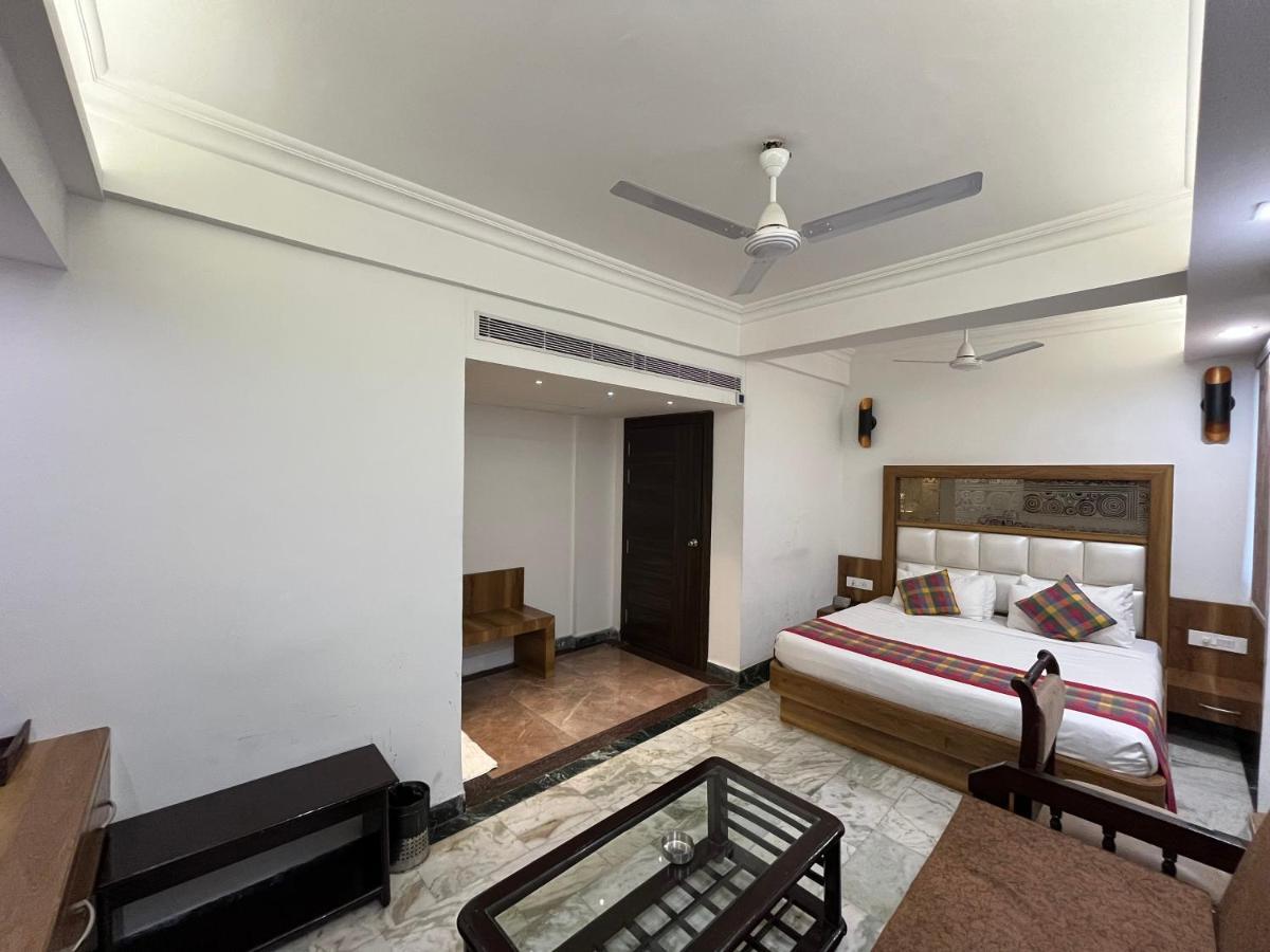 Hotel Moti Palace Agra  Zewnętrze zdjęcie