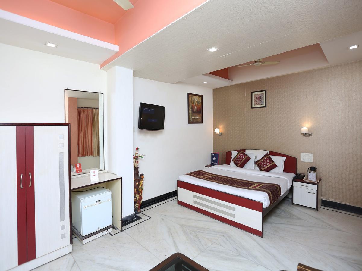 Hotel Moti Palace Agra  Zewnętrze zdjęcie