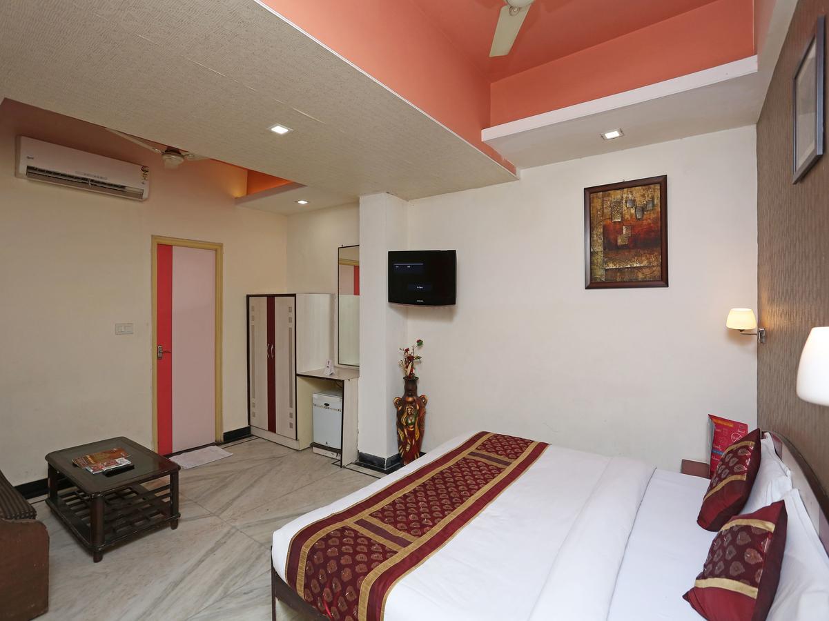 Hotel Moti Palace Agra  Zewnętrze zdjęcie