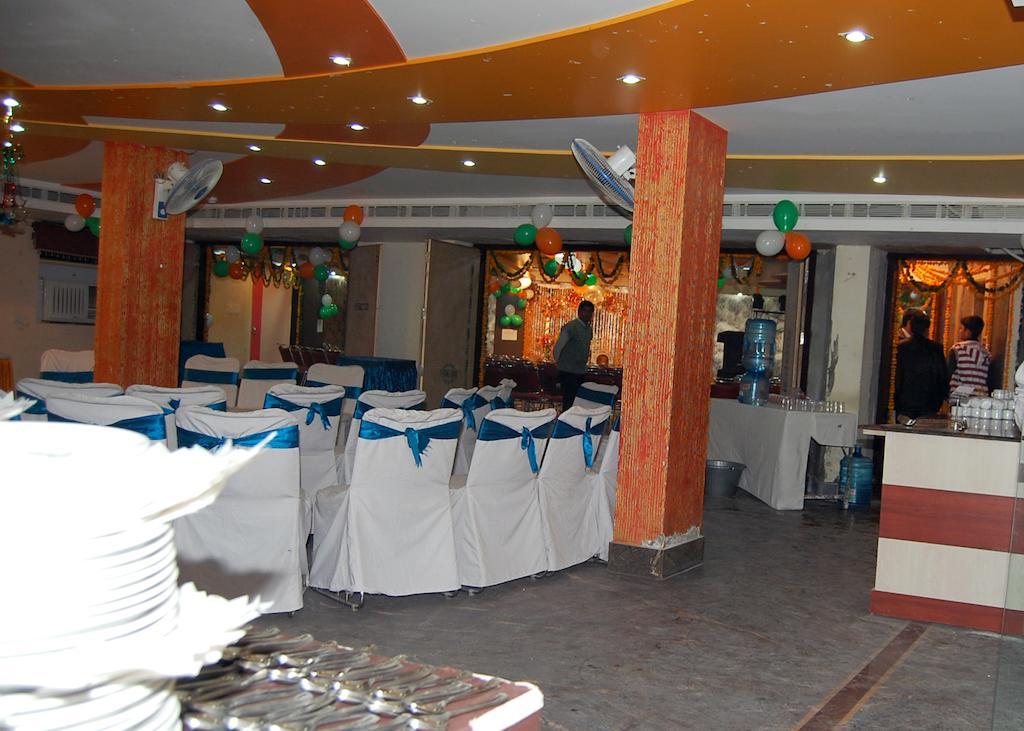 Hotel Moti Palace Agra  Zewnętrze zdjęcie
