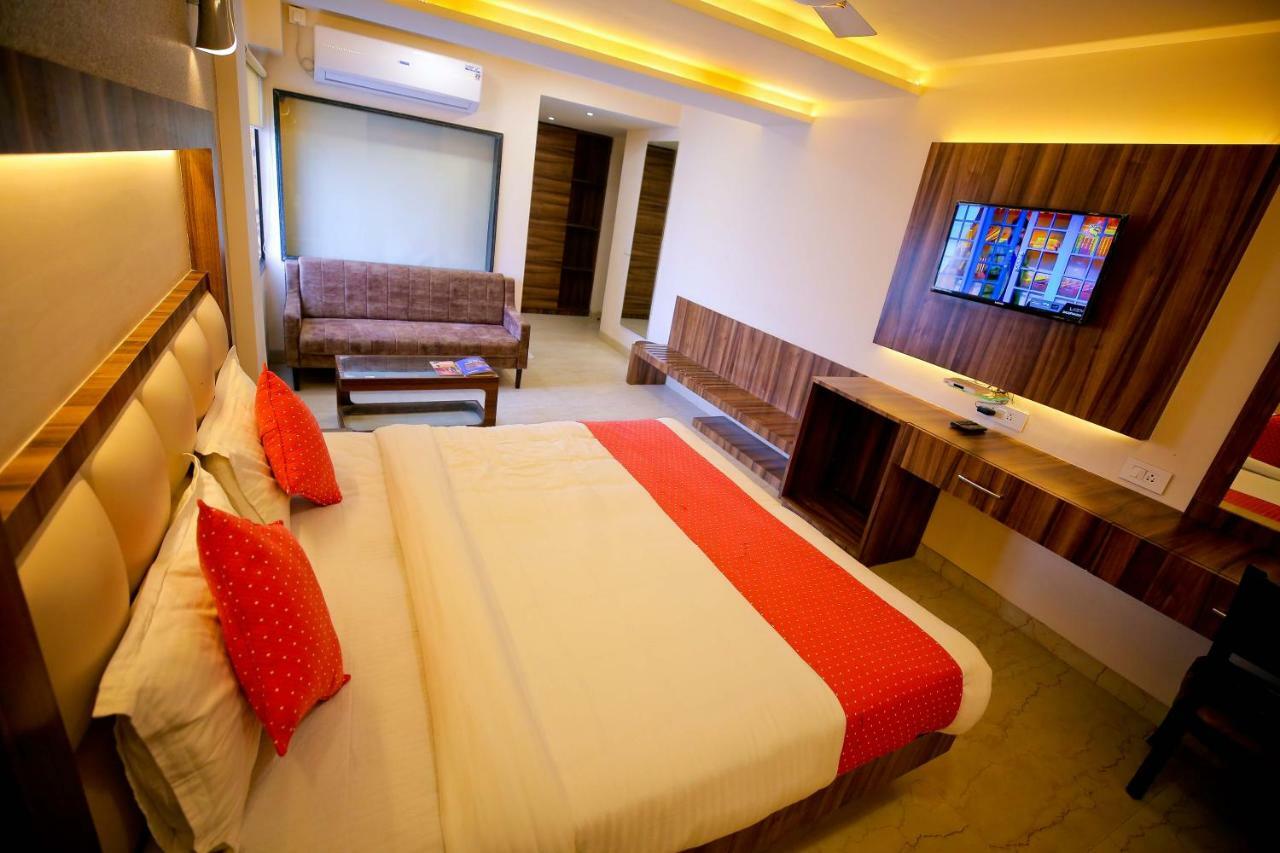 Hotel Moti Palace Agra  Zewnętrze zdjęcie
