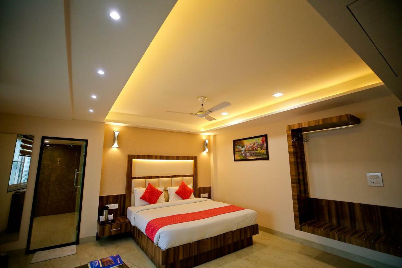 Hotel Moti Palace Agra  Zewnętrze zdjęcie