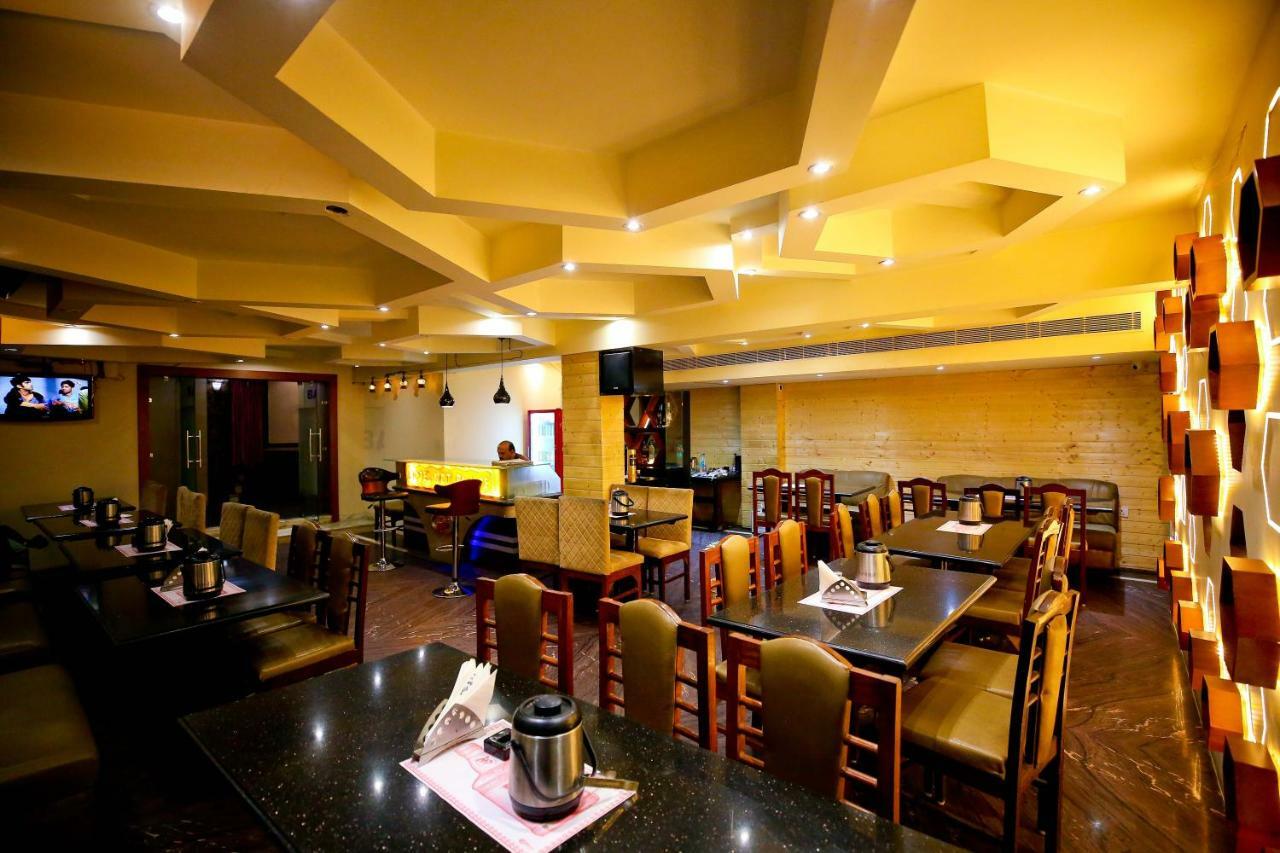 Hotel Moti Palace Agra  Zewnętrze zdjęcie