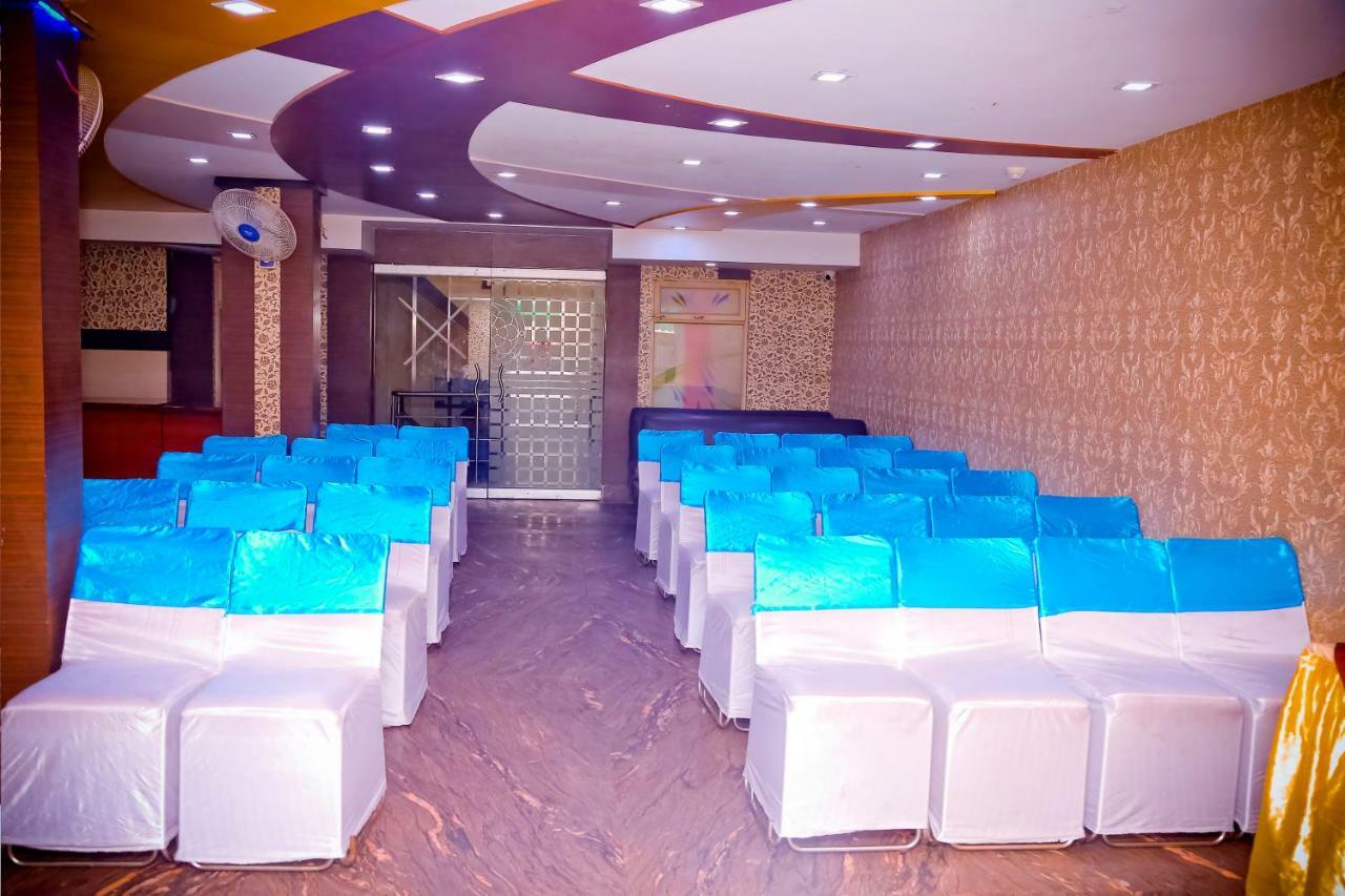Hotel Moti Palace Agra  Zewnętrze zdjęcie