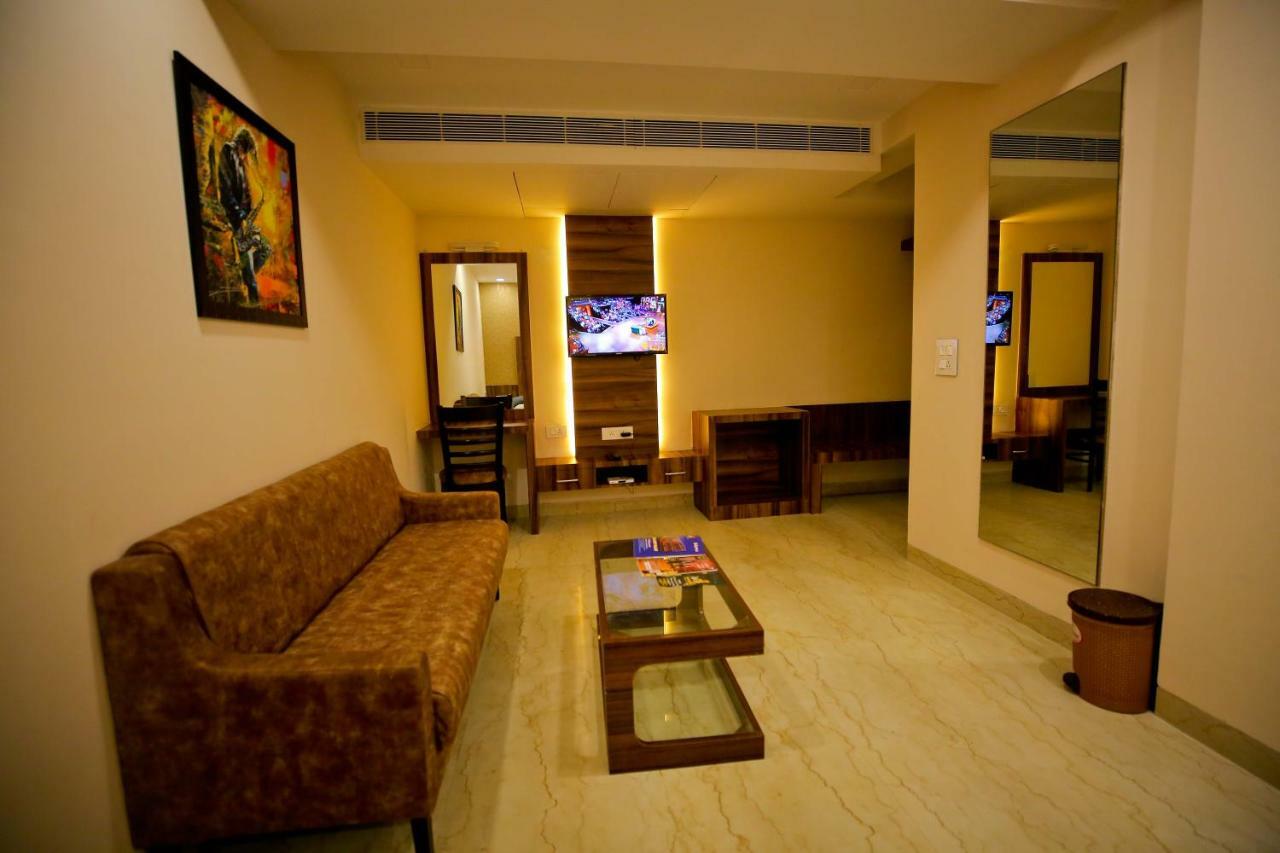 Hotel Moti Palace Agra  Zewnętrze zdjęcie
